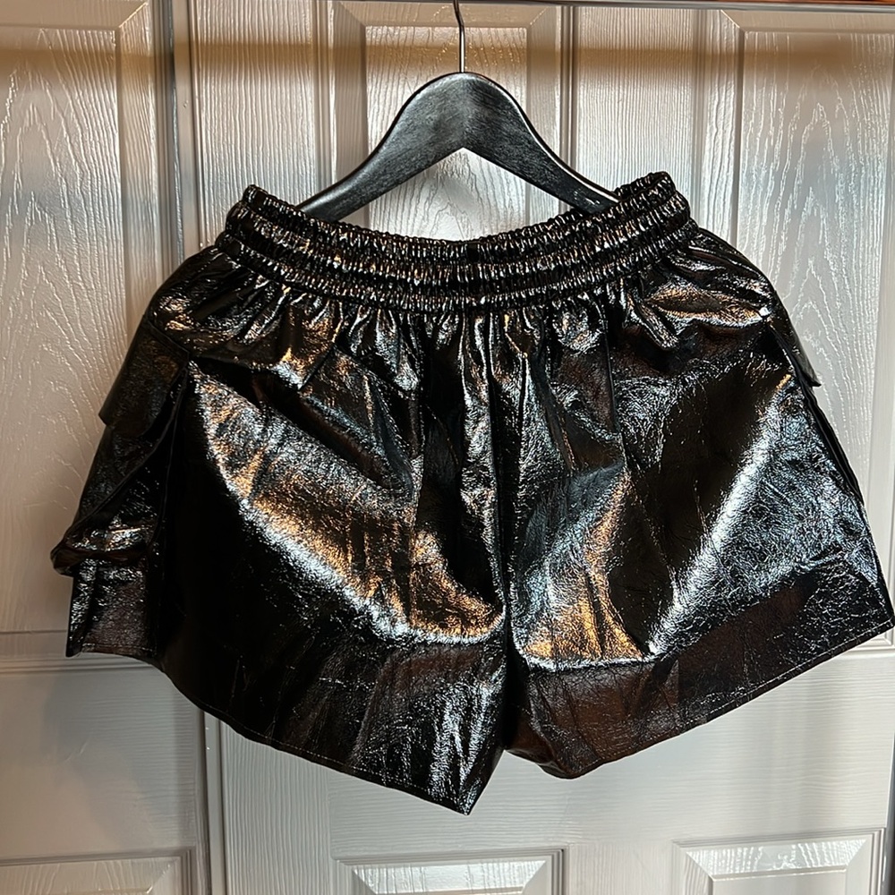 Short - Picture 4 of 8